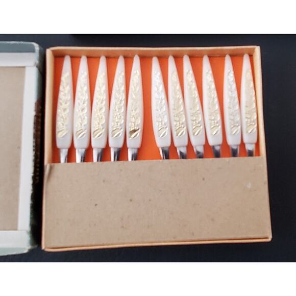 Vintage Mid Century Hors D’oeuvre 21 Forks/8 Knives In 3 Org. Boxes MCM Classic! - Picture 4 of 4